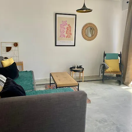 Apartment Seafront In With Pool And Garage